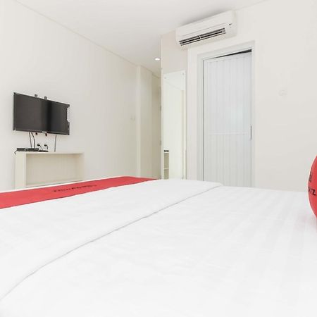 Hotel Reddoorz Near Pancoran Jakarta Exterior foto
